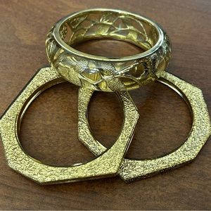 Isharya Modern Indian Jewelry Gold bangles made of high quality acrylic